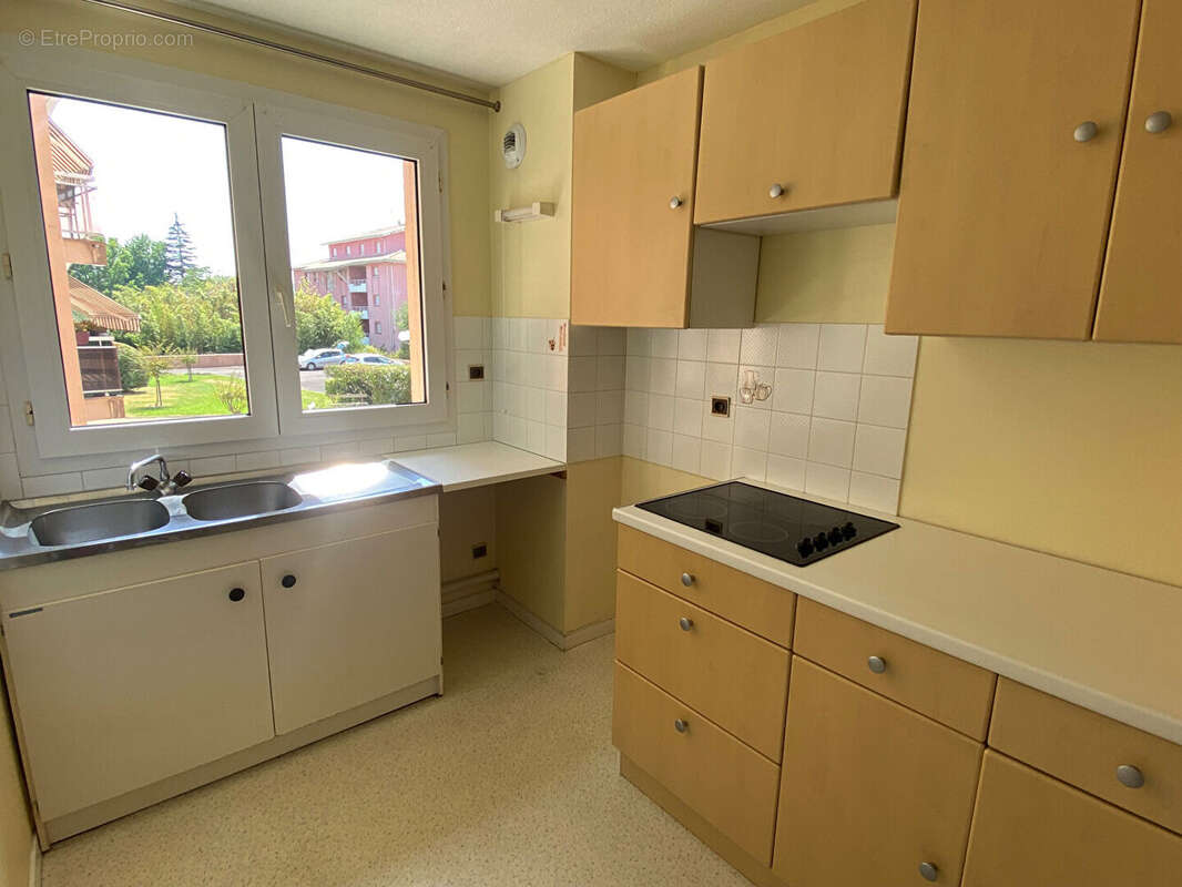 Appartement T3/T4 près de 78m² , Double séjour, balcon plein sud, 2 parkings et 2 caves - photo 14