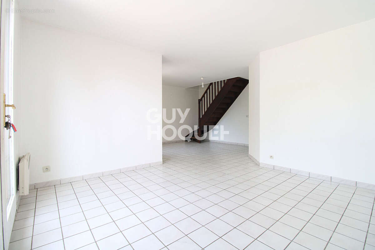 Maison à BRIE-COMTE-ROBERT