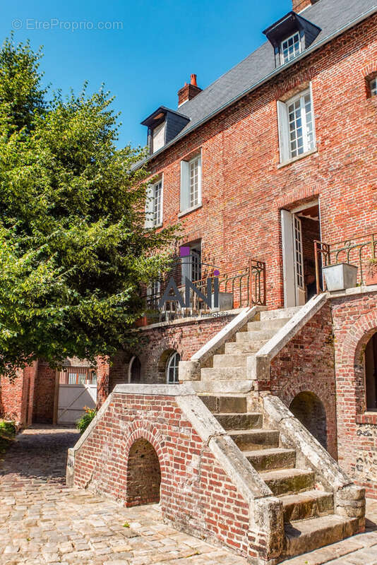 Maison à BACQUEVILLE-EN-CAUX