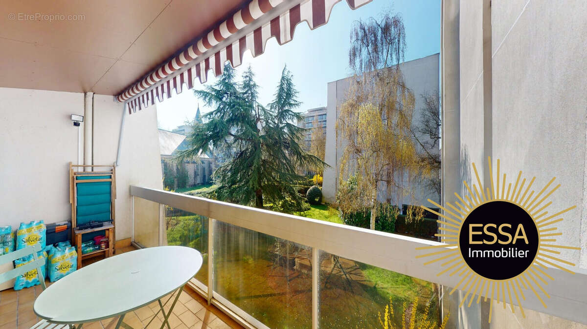 Appartement à VELIZY-VILLACOUBLAY