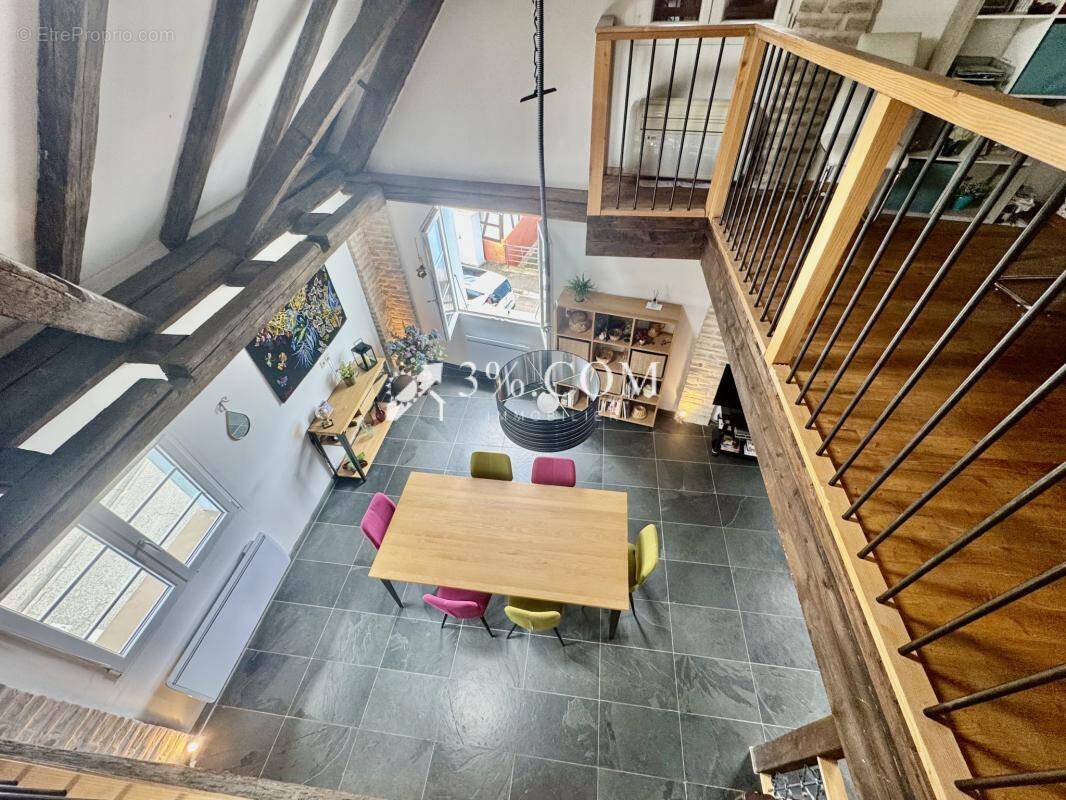 3%COM Magnifique Triplex dans un esprit LOFT de  153m2 - photo 3