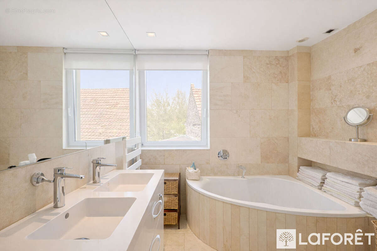 Maison à STRASBOURG