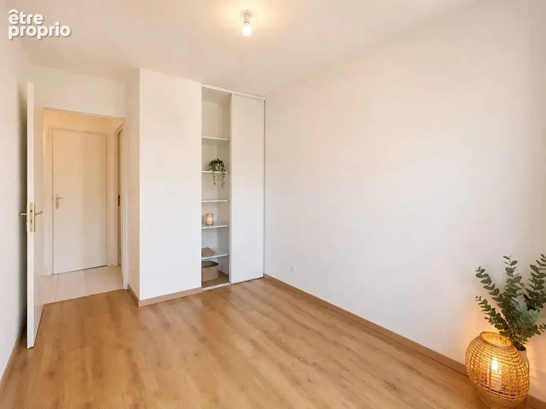 T3 Pont-Jumeaux, grand balcon, double parking, piscine - photo 5