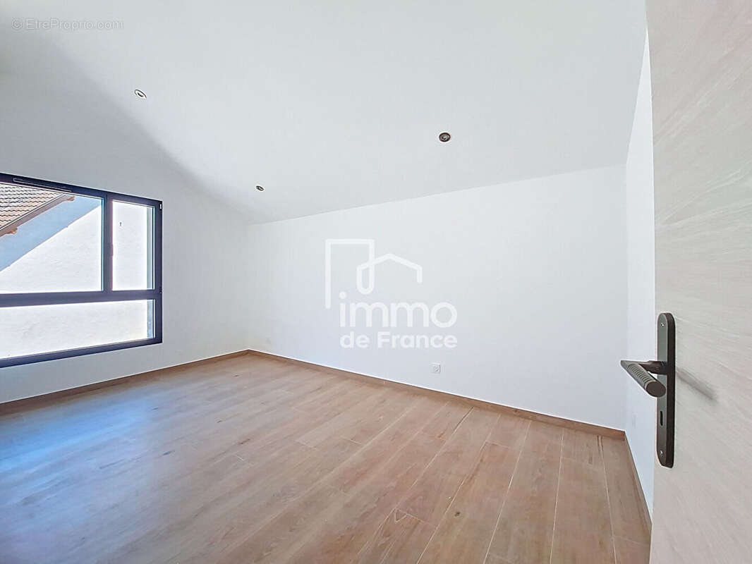 Maison à JONZIER-EPAGNY