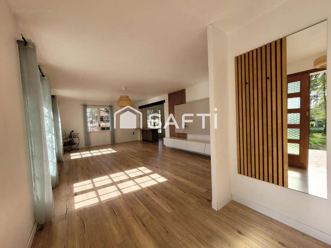 Photo 3 - Maison à SAINT-PARDOUX-DU-BREUIL