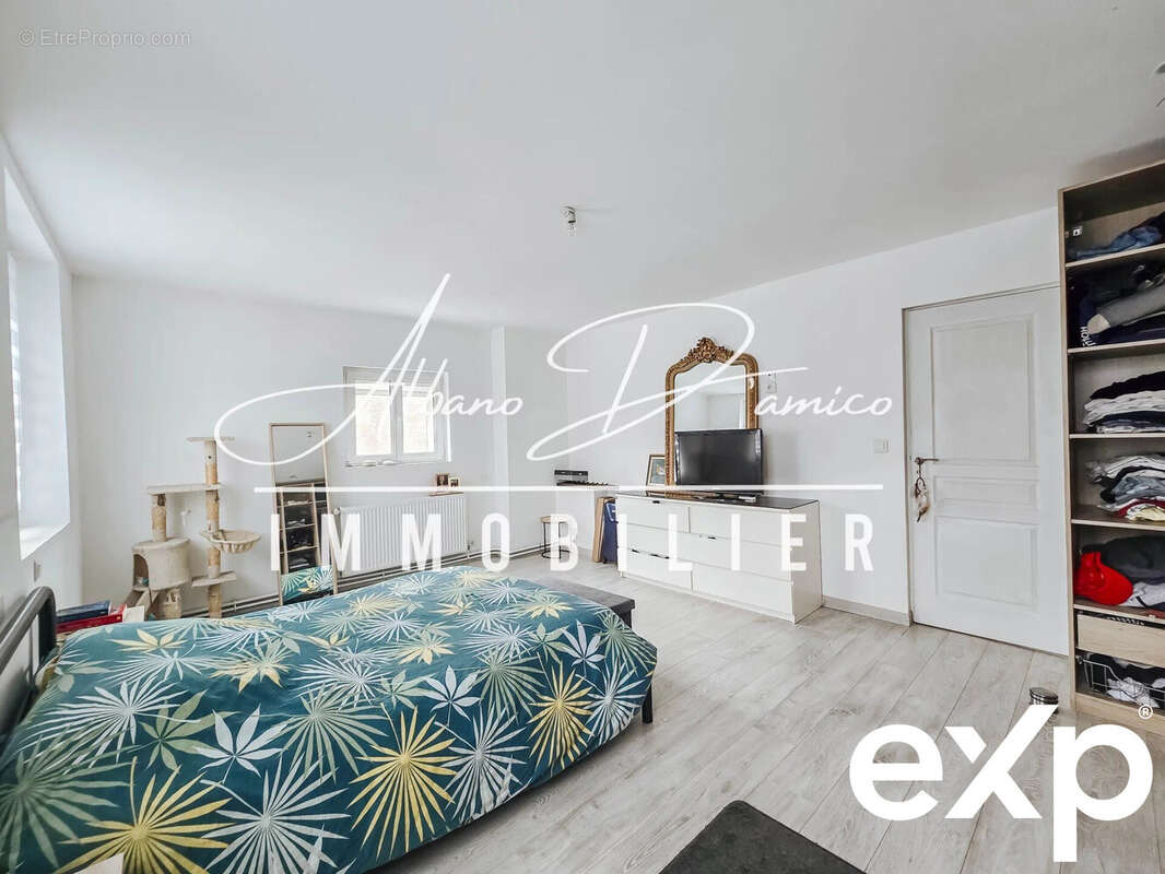 Maison à LIEU-SAINT-AMAND