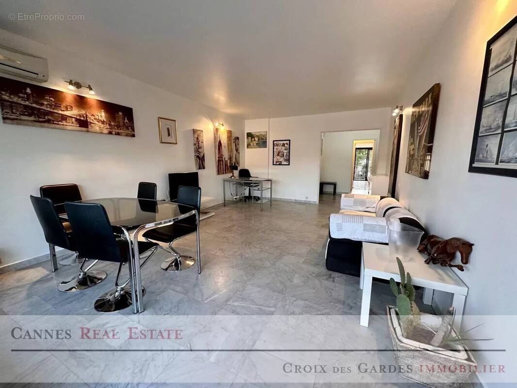 Appartement à CANNES