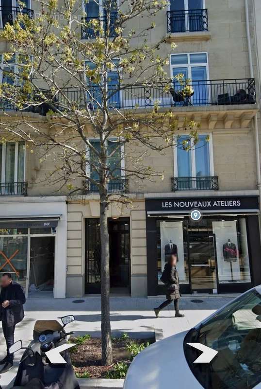 Commerce à NEUILLY-SUR-SEINE