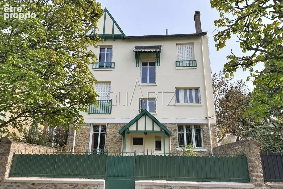 Maison 10 pièces 215 m² à vendre à Le Chesnay (78150) - photo 2