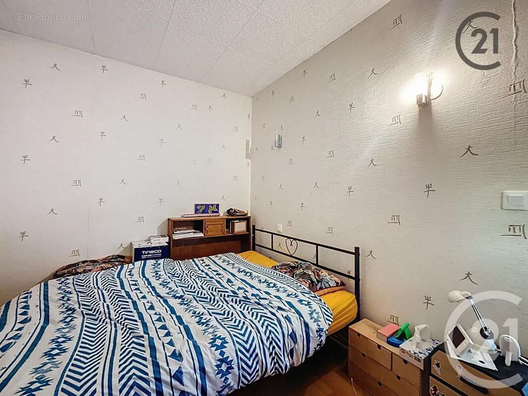 Appartement à SAVIGNY-LE-TEMPLE