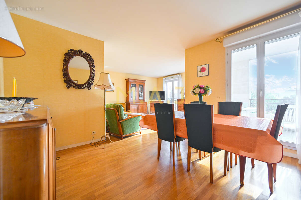 Appartement à LE PERREUX-SUR-MARNE