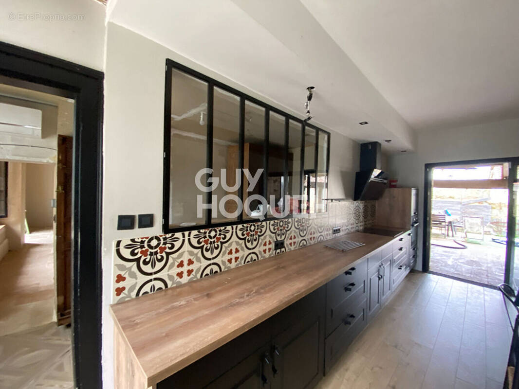 Maison à SAINT-DENIS-DE-PILE