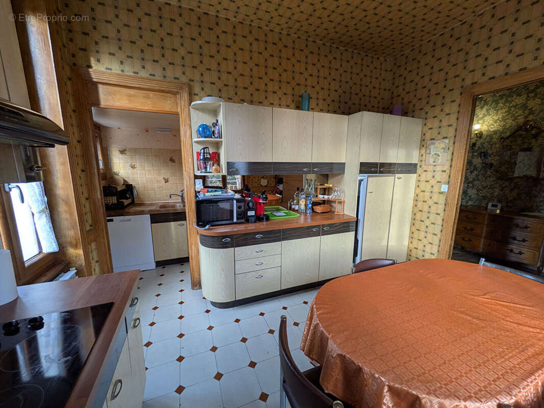 Maison à RIORGES