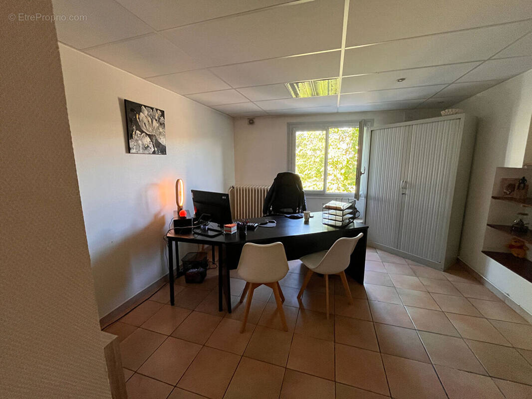 Commerce à LIMOUX