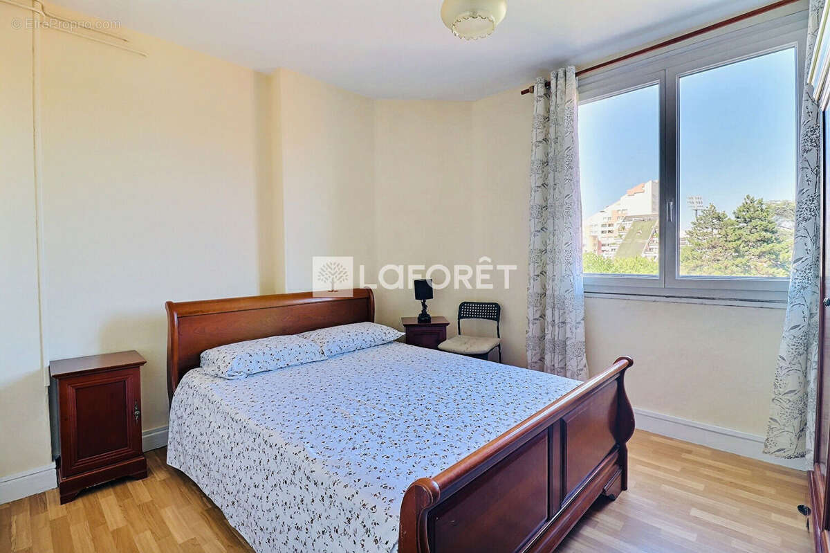 Appartement St Ouen 4 pièce(s) 58 m2 - photo 5