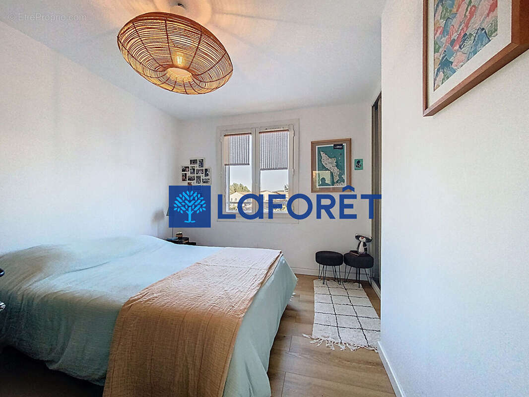 Maison à SOLLIES-PONT