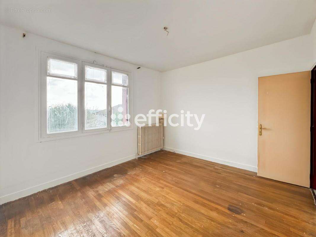 Maison à ROSNY-SOUS-BOIS