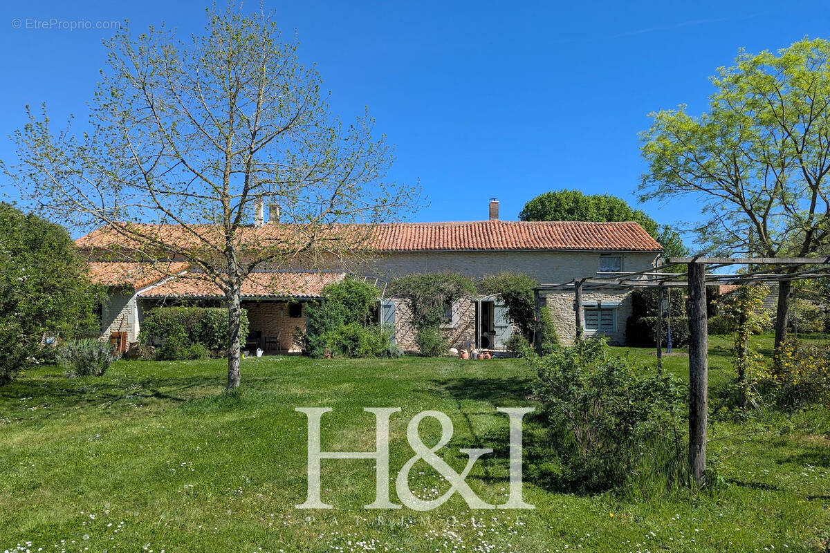 Maison à CUHON