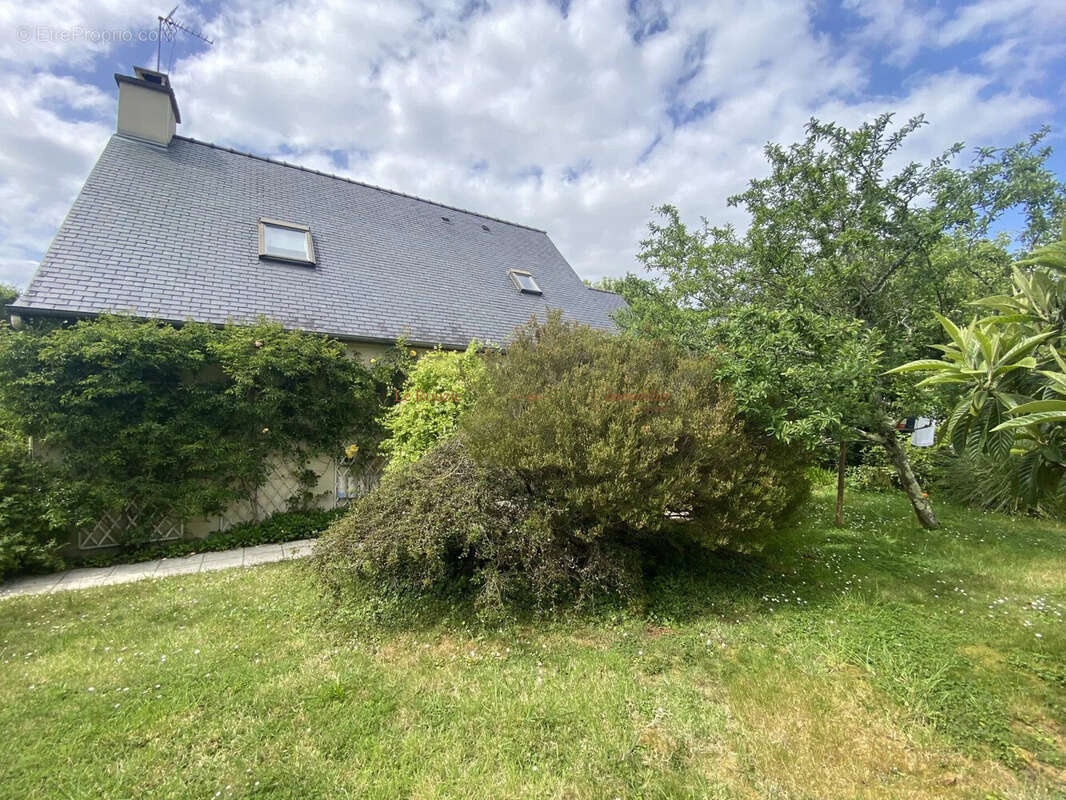 Maison à LARMOR-BADEN