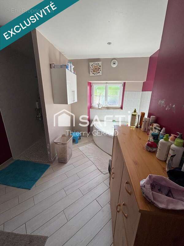 Photo 4 - Maison à LES ORMES