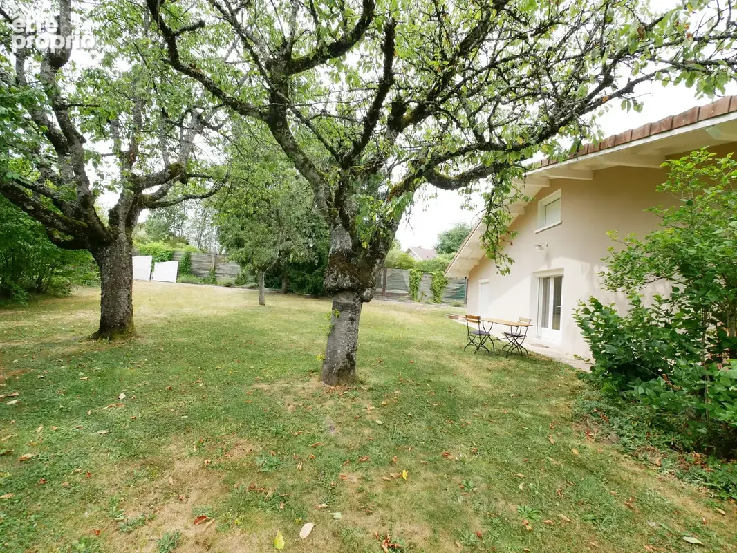 Belle villa sur les hauteurs d'Annecy-le-Vieux dans un grand parc arboré - photo 10