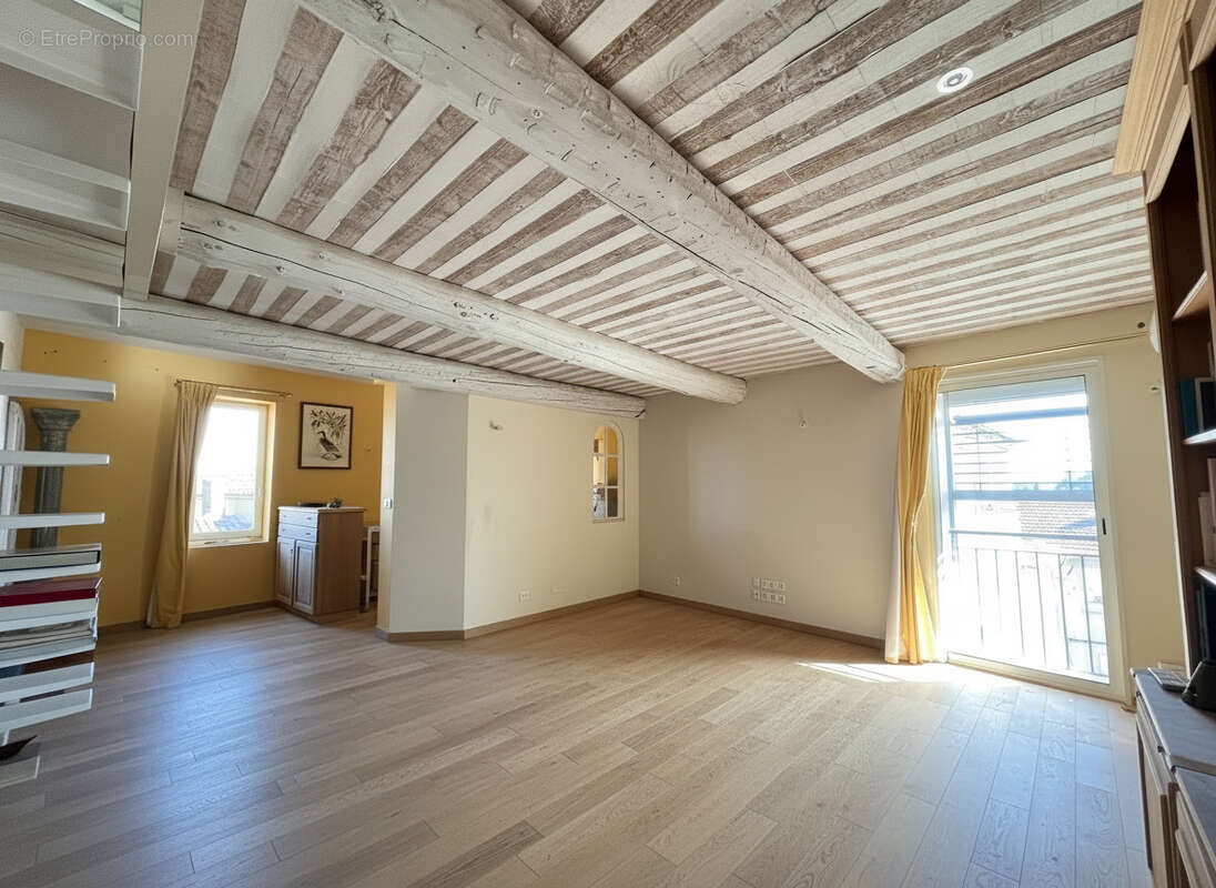 Appartement L Isle Sur La Sorgue 3 pièce(s) 102 m2 - photo 5
