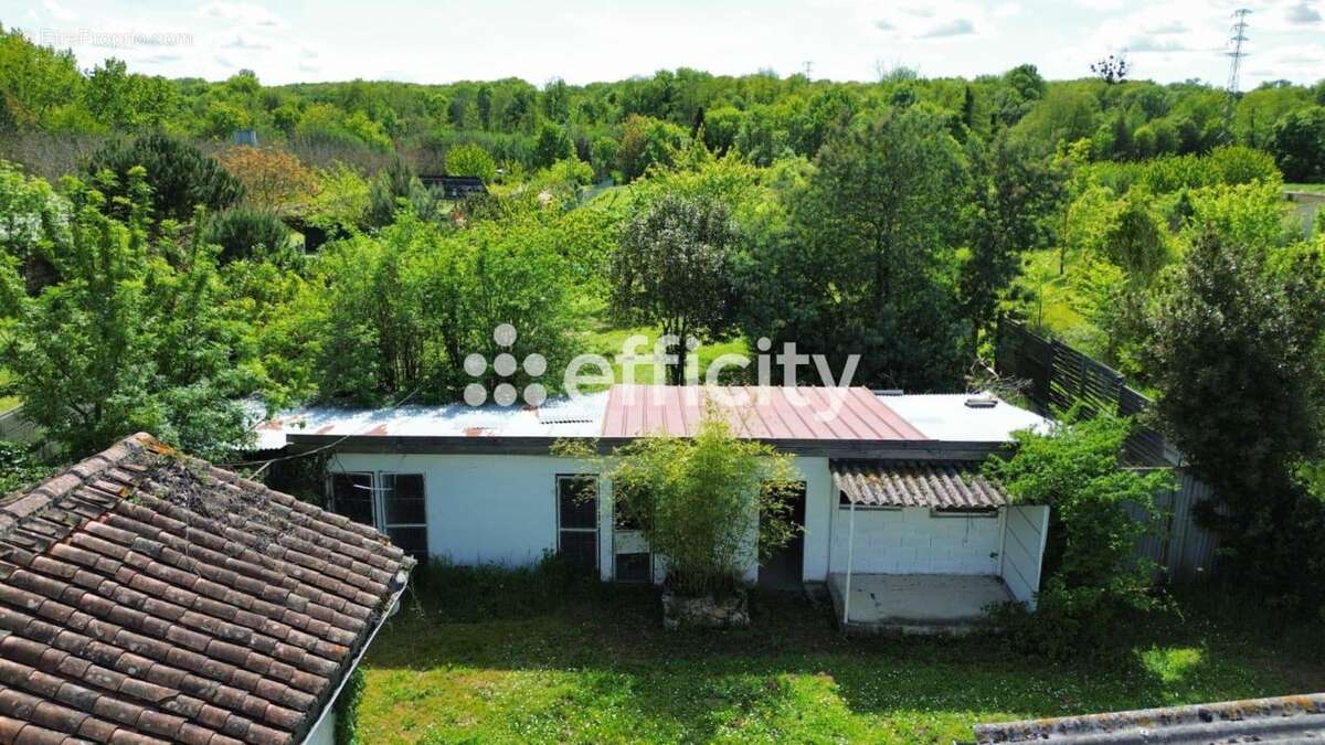 Maison à SAINT-YRIEIX-SUR-CHARENTE