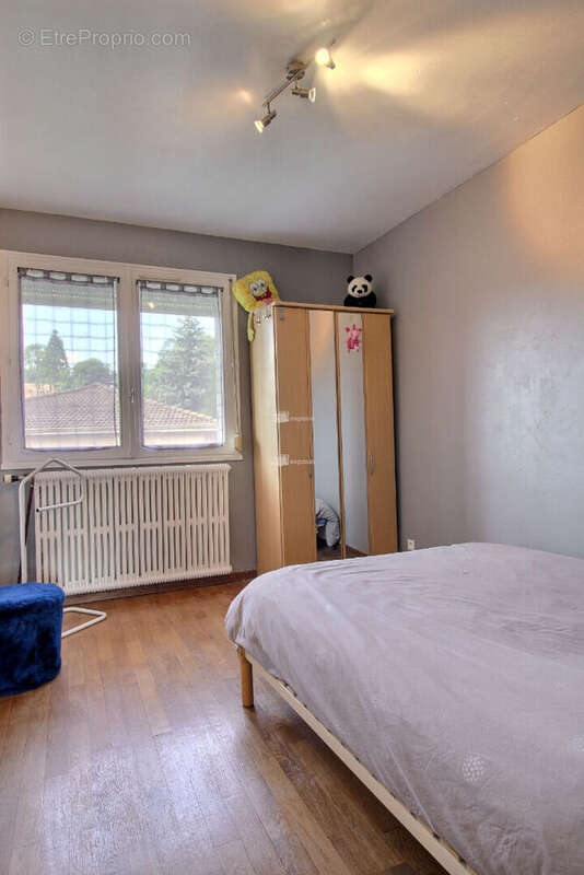 Maison à LAY-SAINT-CHRISTOPHE