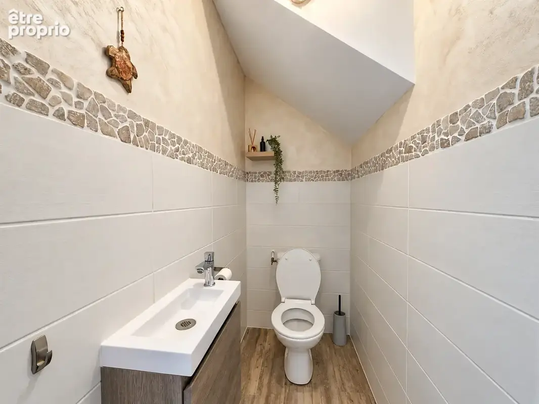 maison mitoyenne, entièrement rénovée en 2015 avec terrasse et garage - photo 11
