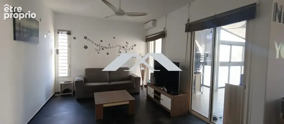 Maison 4 pièces 127 m² à vendre à Saint-Pierre (97410) - photo 5