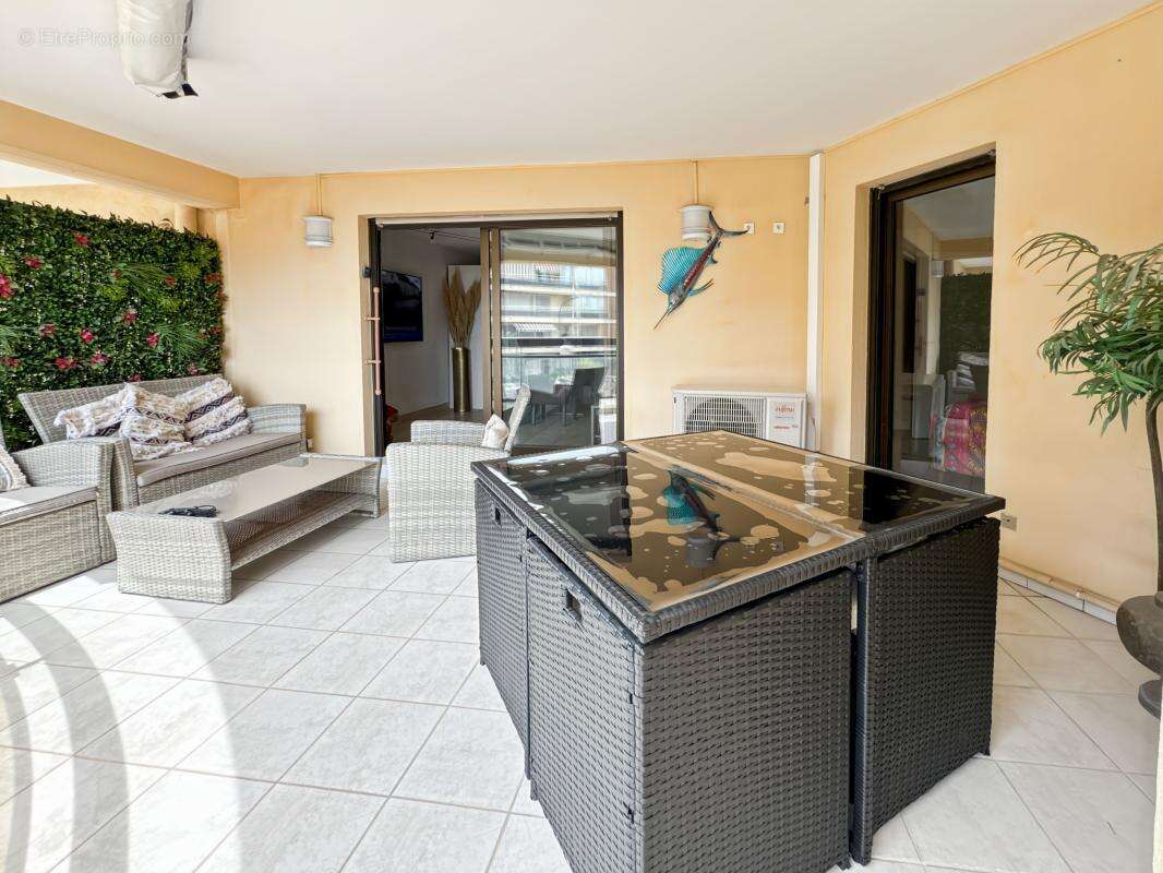 Appartement 2 pièces de 45 m2 avec terrasse de 14 m2 + garage electrifié en sous sol - photo 10