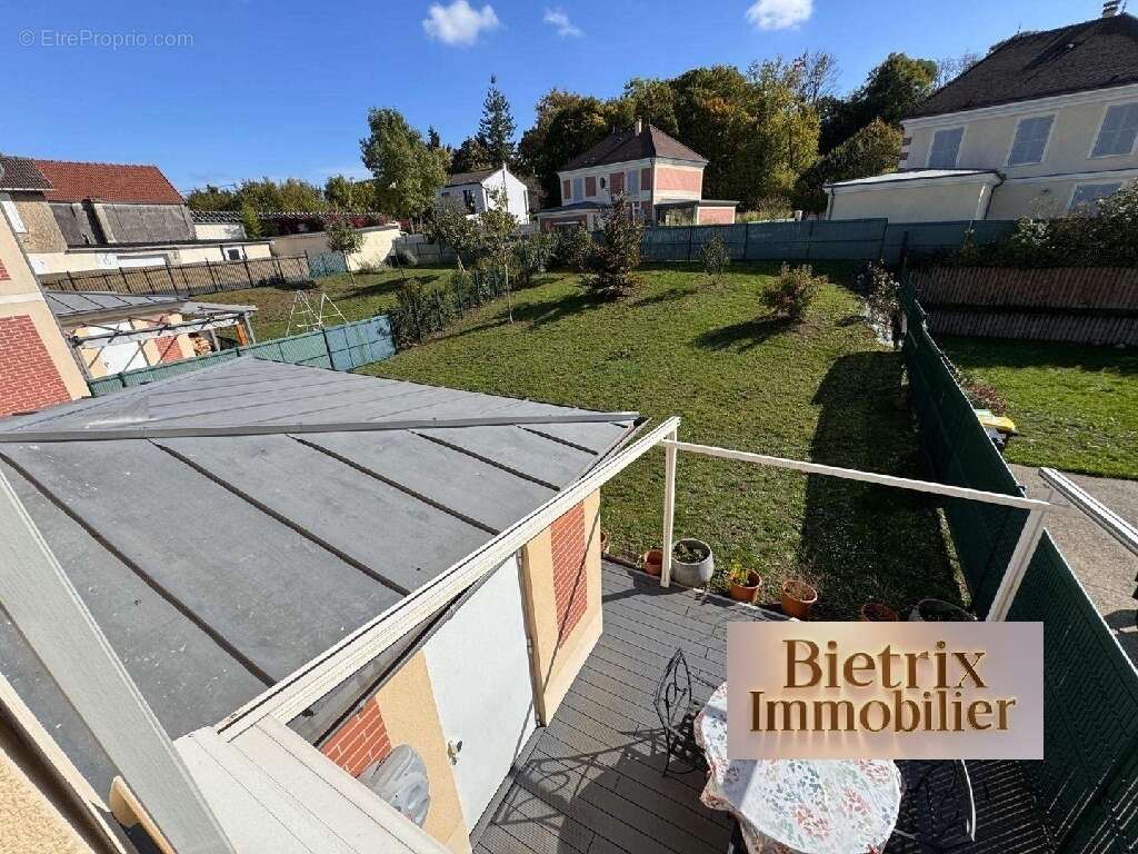 Maison à L&#039;ISLE-ADAM