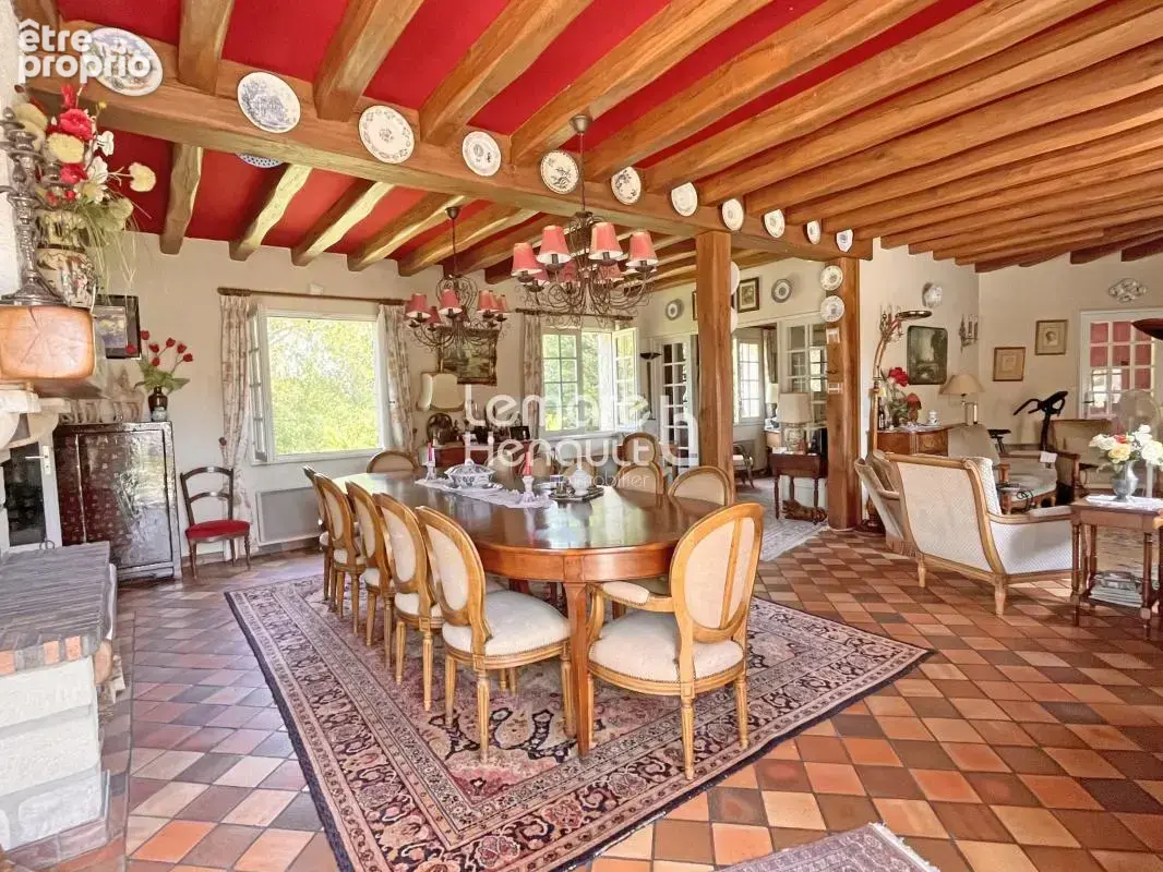 Superbe propriété 6 chambres, piscine sur 6800 m² de terrain - photo 12