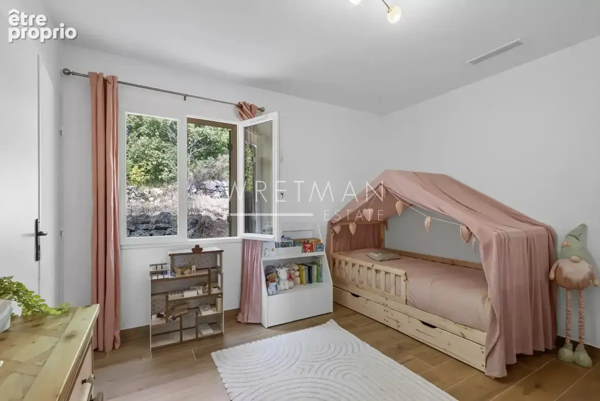 Villa avec 3 chambres et grand terrain plat à pied du village – Valbonne - photo 27
