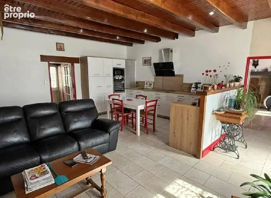 Maison 6 pièces 179 m² à vendre à Villefagnan (16240) - photo 4