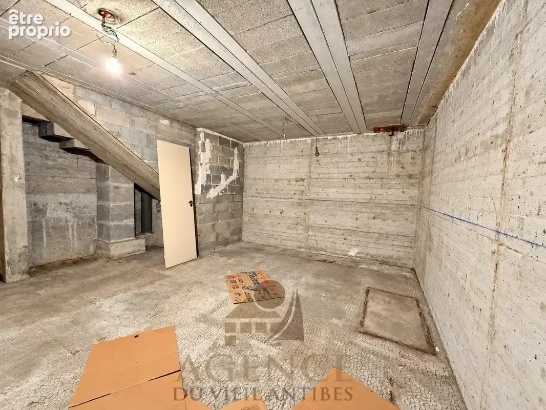 Antibes Suquette Maison avec terrain 2100m2– Authentique propriété en pierre – Environnement privilégié – Fort potentiel – Pisci - photo 32