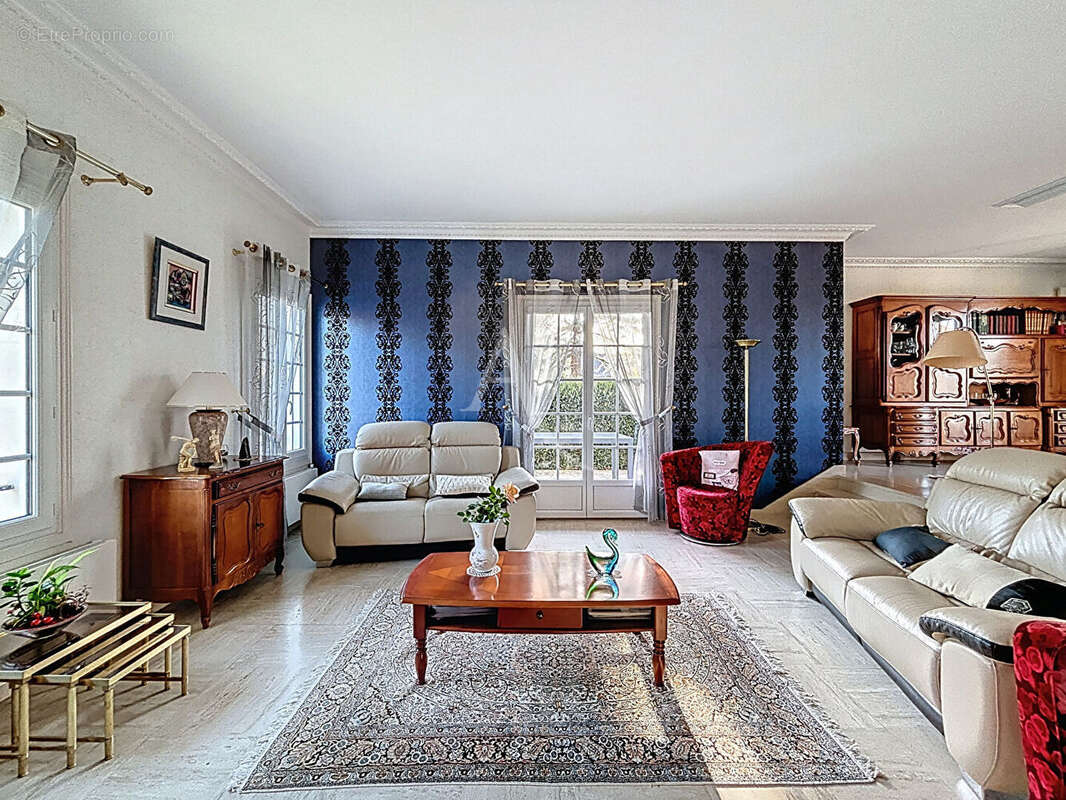 Maison à BOUCHEMAINE