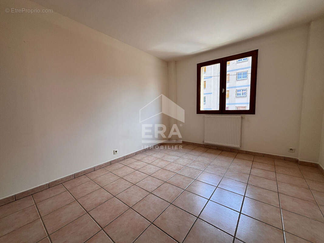 Appartement 71m² à sisteron - photo 6