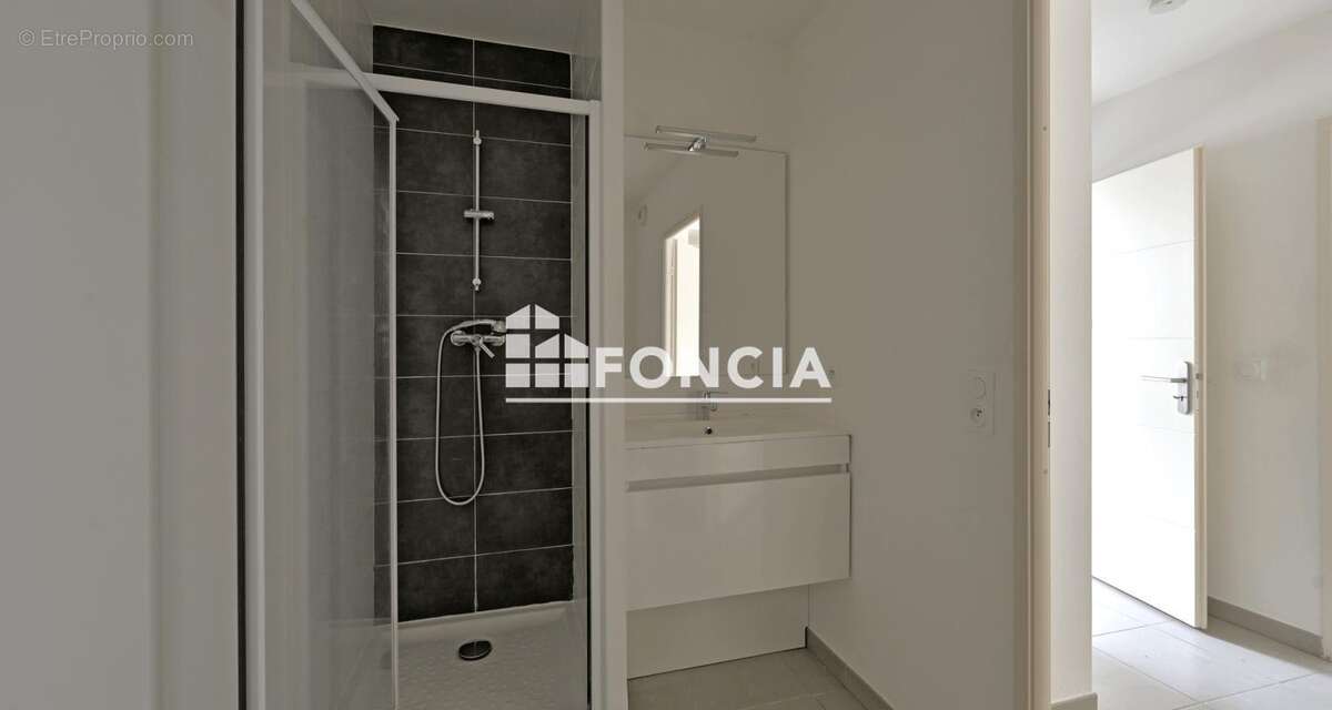 Appartement à SAINT-JEAN-DE-VEDAS