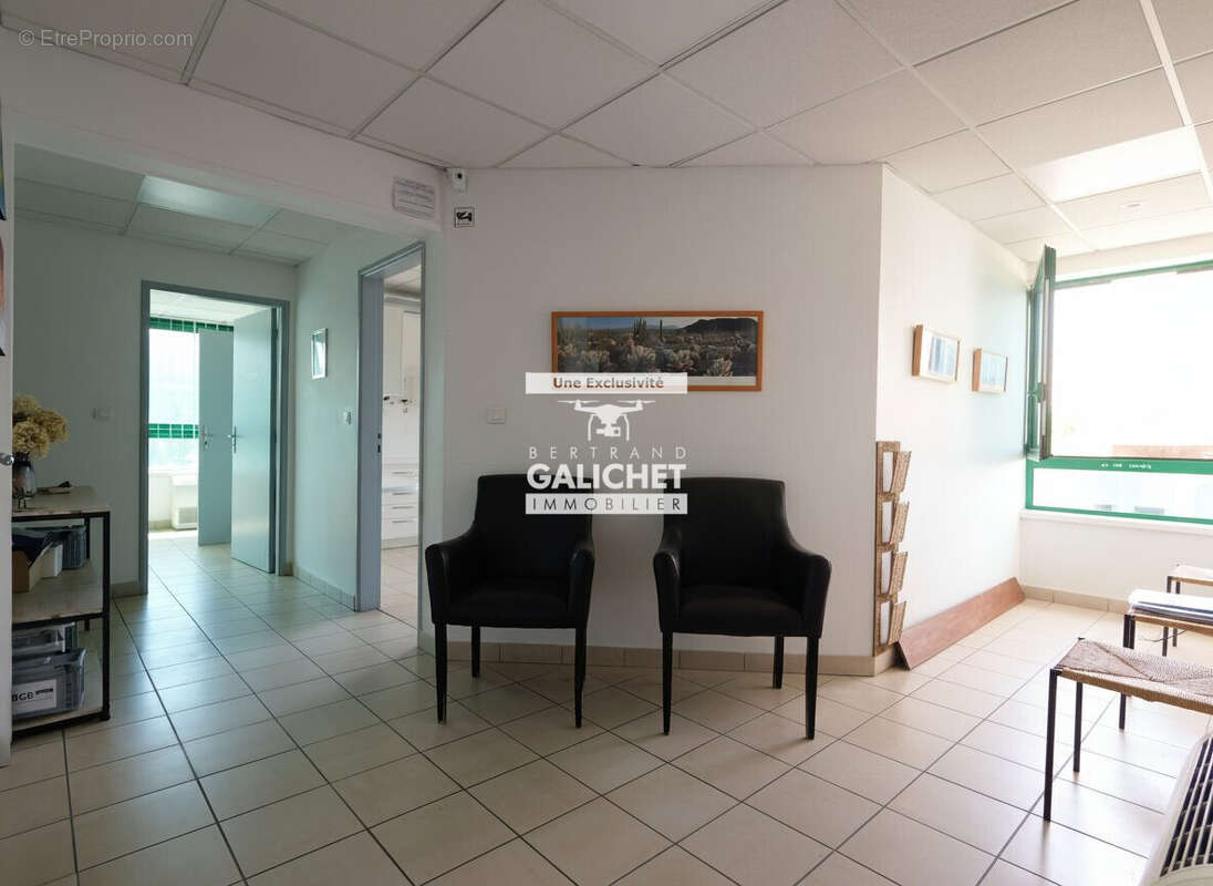 Commerce 62 m² à Gap  - photo 2