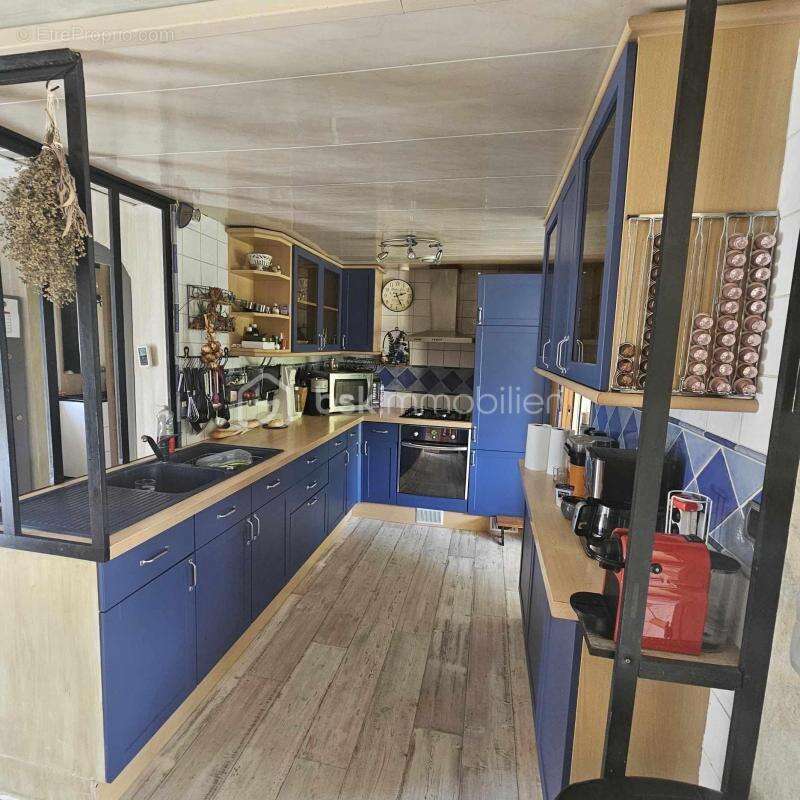 Maison à SAINTE-GAUBURGE-SAINTE-COLOMBE