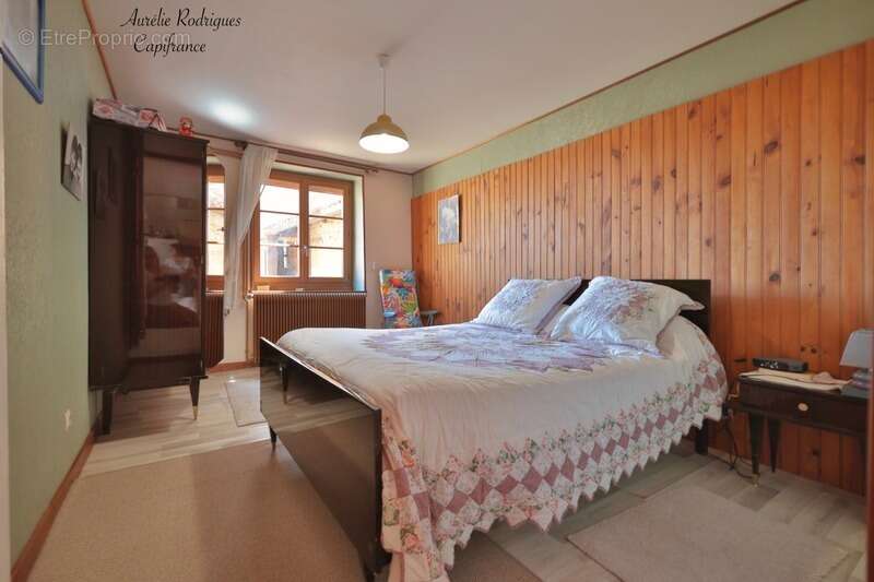 Maison à vendre 8 pièces VERGISSON (71) - photo 11