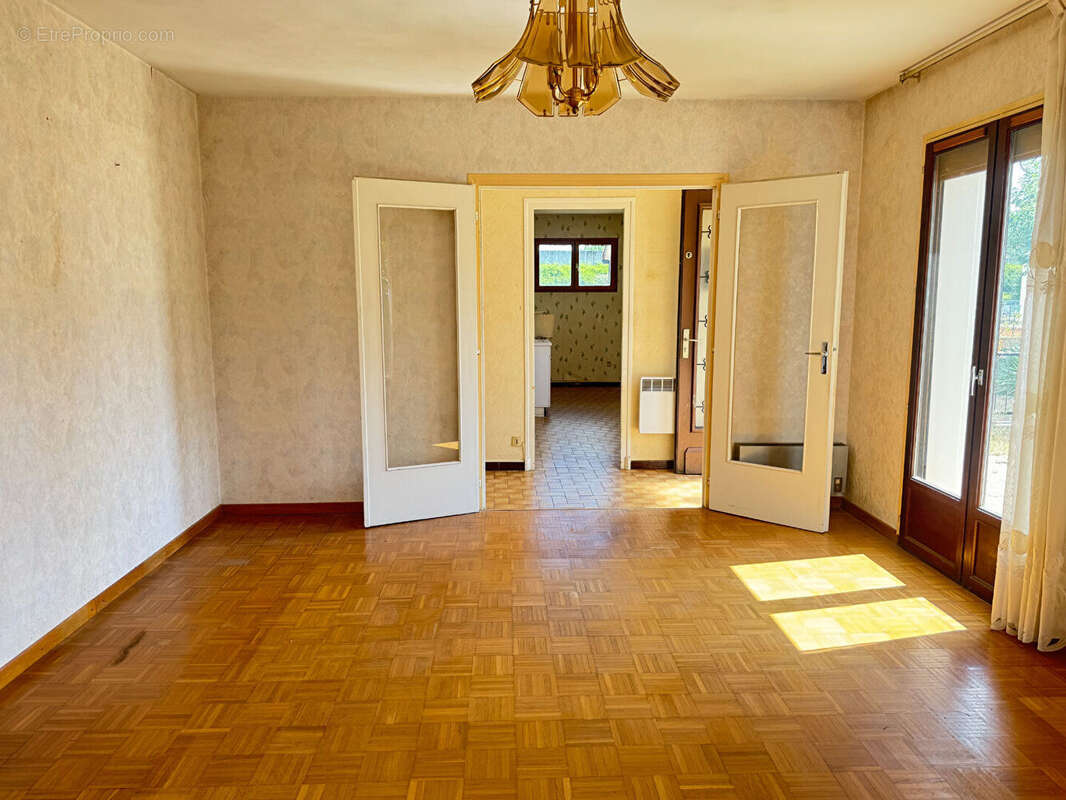 Maison t5 - lonvic parc colombiere - 109.88m² - photo 11
