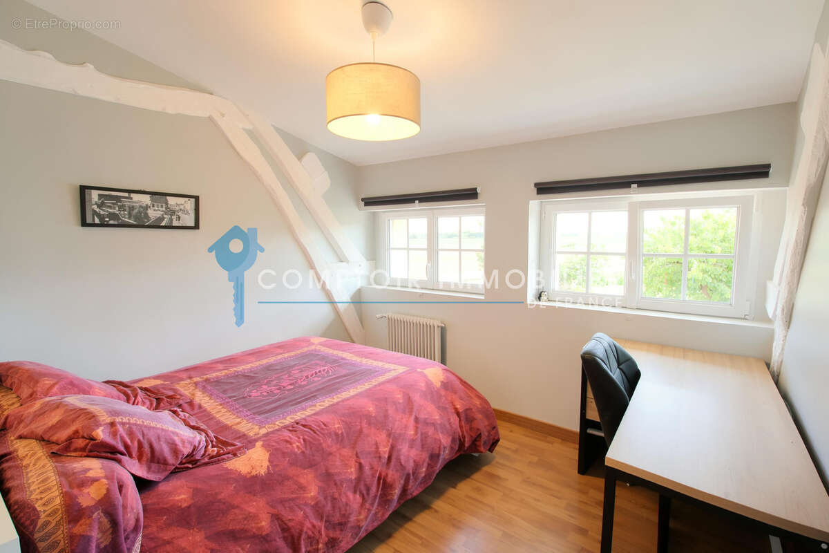 A vendre Dpt Eure (27) proche Pacy sur Eure maison de charme sur terrain de 1777 m2 - photo 6