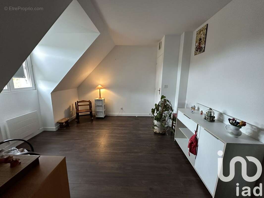 Photo 9 - Maison à SAVIGNY-LE-TEMPLE