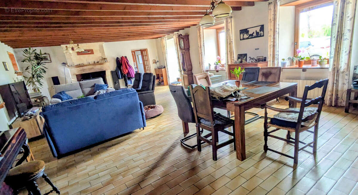 Maison à VALOGNES