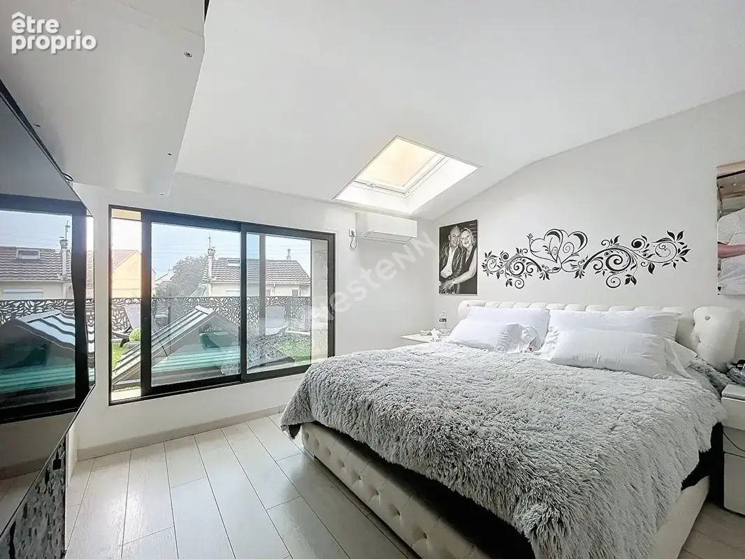 Bel ensemble immobilier - Maison - Appartement - Local commercial - Rendement locatif - photo 5