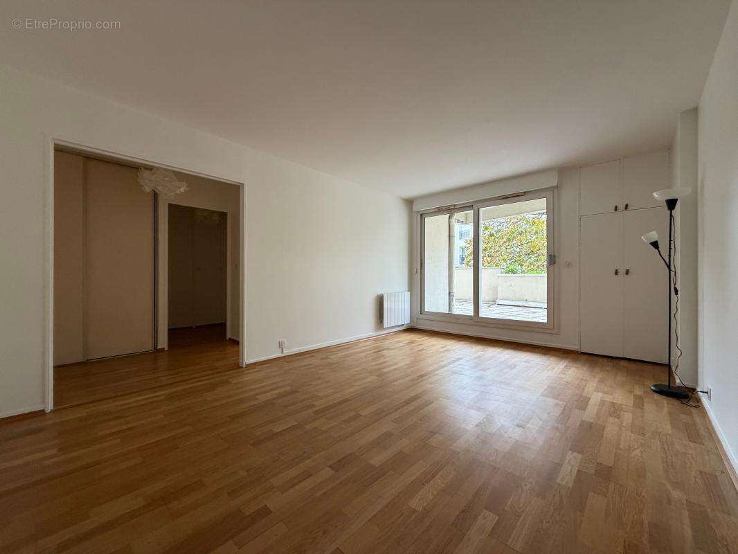 Appartement à NOGENT-SUR-MARNE