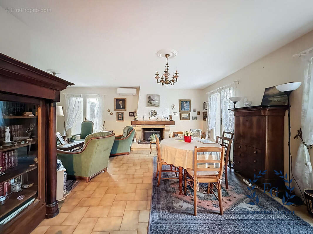 Maison 129 m² à Prades-Le-Lez  - photo 4
