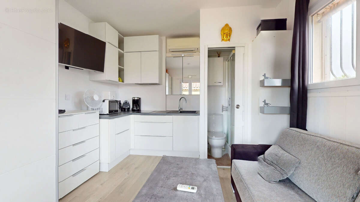 Appartement à VILLENEUVE-LOUBET